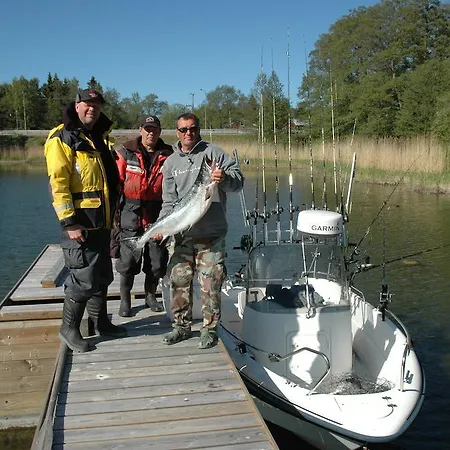 Πανσιόν Gaestgard Christiansund 3*